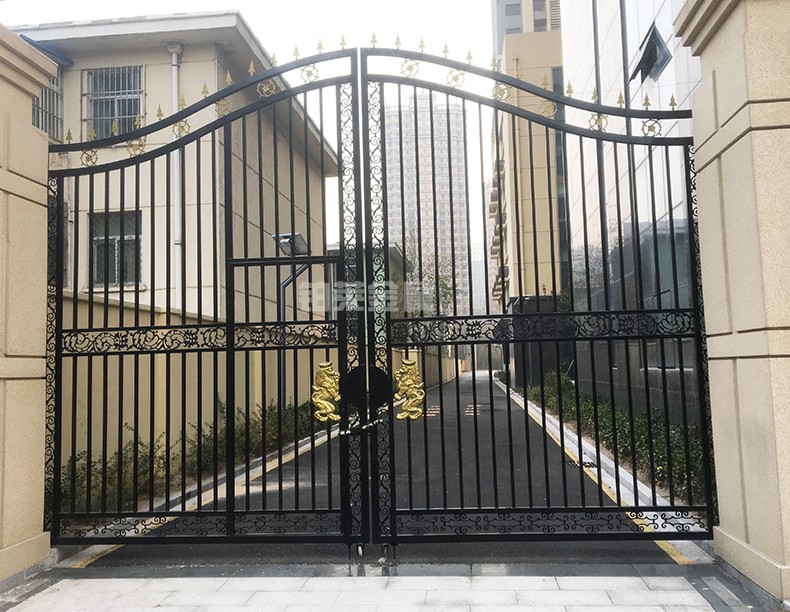 小區(qū)庭院鐵藝門